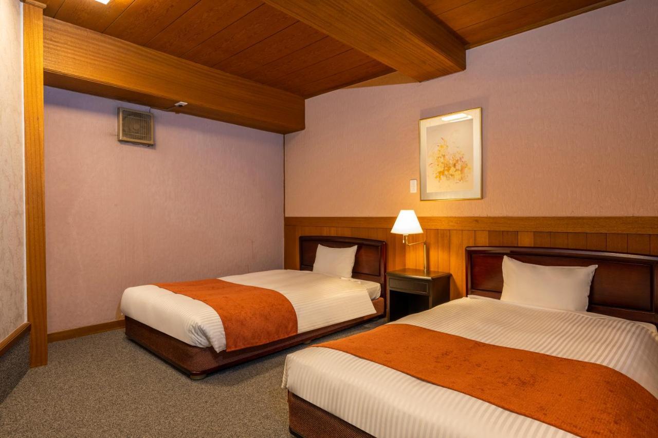 אטאמי Hotel New Akao מראה חיצוני תמונה