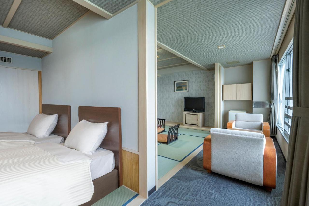 אטאמי Hotel New Akao מראה חיצוני תמונה